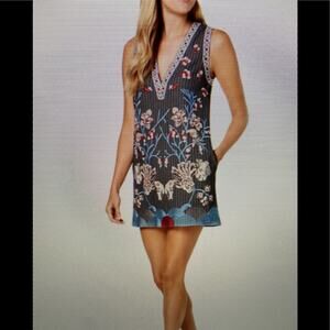 NWT Foxiedox Yumiko 4 Embroidered shift dress